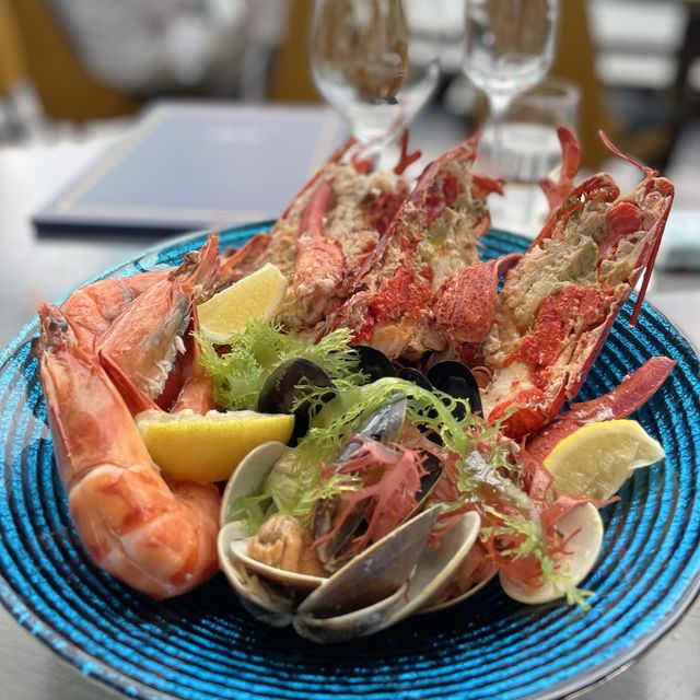 俯瞰無敵維多利亞港海景的意大利🇮🇹餐廳