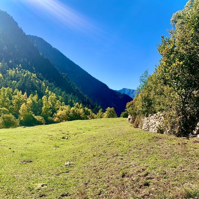 🇦🇩 Hiking Excursion 🥾🌞 in Andorra‼️