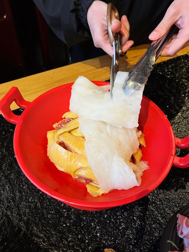 【人氣火鍋店】玲瓏浮凸花膠雞湯鍋，日本廣島蠔