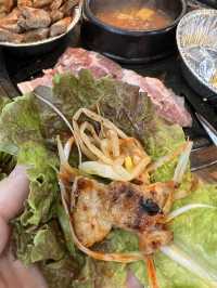 〖 ソウル・明洞〗安い！うまい！サムギョプサル食べ放題🐷🩷