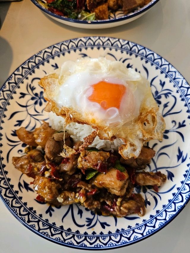 ร้าน ไก่นรก กรุงเทพ