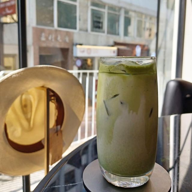 【中環】蘇豪結合地中海雜貨x Fashion boutique x Café概念店
