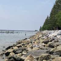 Rusamelae Beach 