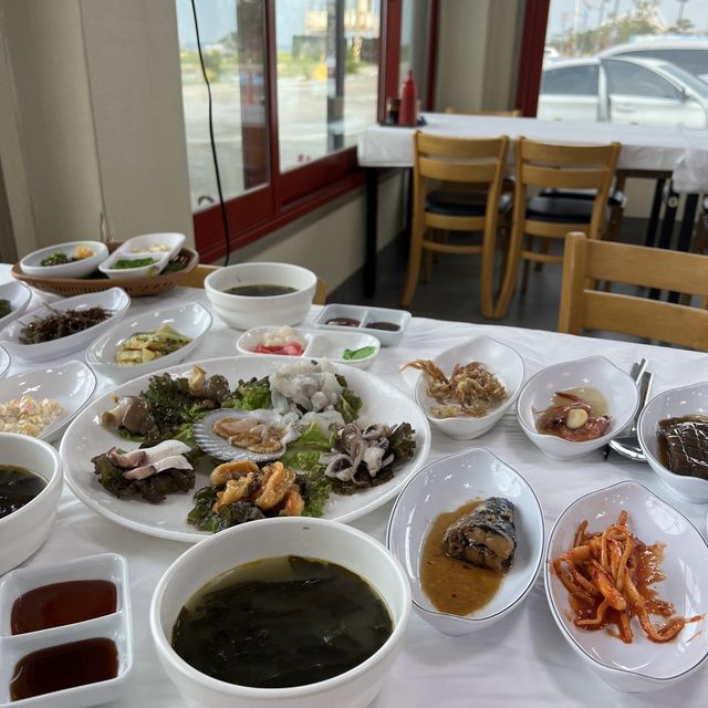강원도 고성 봉포해변 영순네횟집