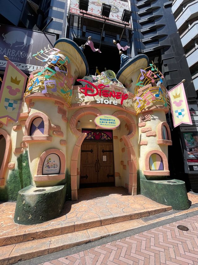 走進迪士尼童話世界😍夢想之旅💕 澀谷必到Disney Store