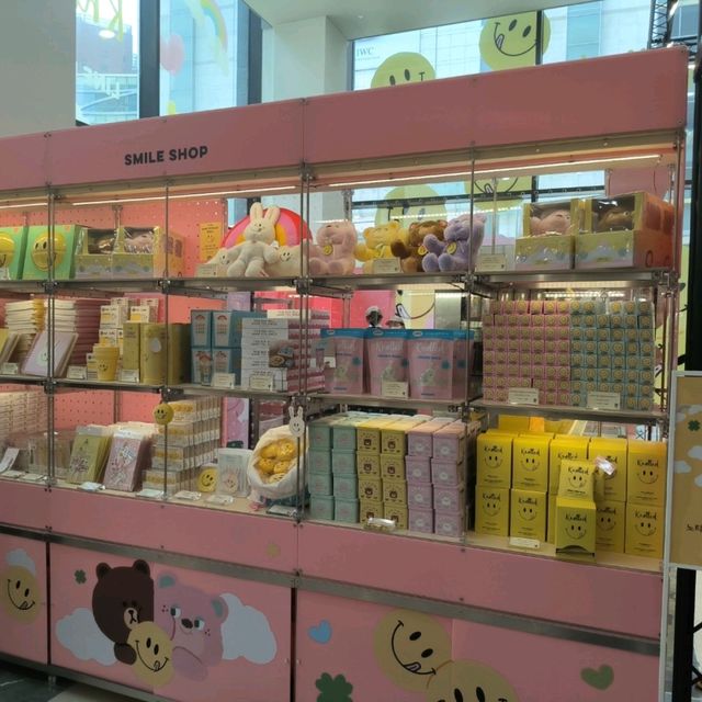 終於！明洞的 Line Friends 來了