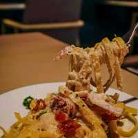 อากาศดี ๆ แบบนี้ต้องชวนครอบครัวมา Dinner ปูยักษ์