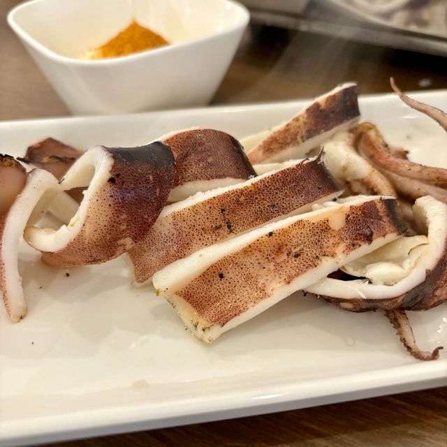 【兵庫・西宮市】活魚水槽の活貝をその場で焼いて味わえる「活貝センター 門戸漁港」