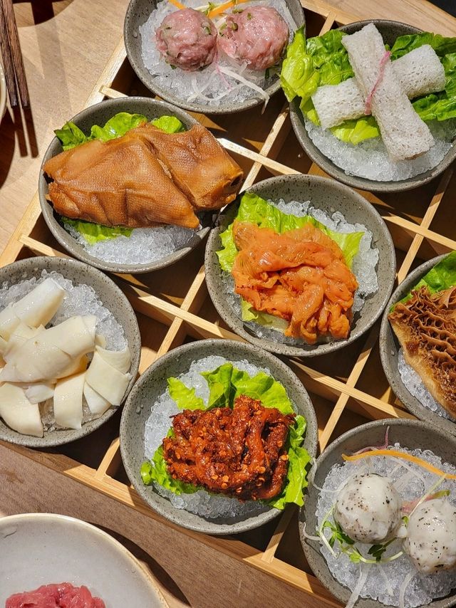 荃灣麻辣火鍋期間限定特色羊肉鍋及拼盤