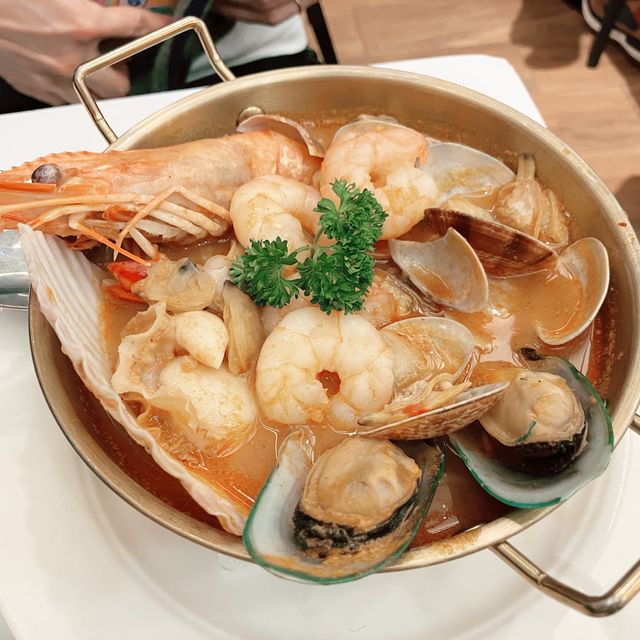 마카오에서 즐기는 전통 포르투갈 레스토랑, 포르투갈리아!!!🇵🇹