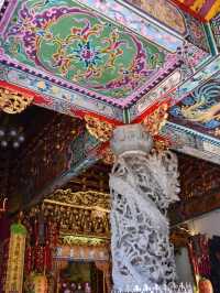 สักการะเทพเจ้าจีน ณ วัดธรรมกตัญญู