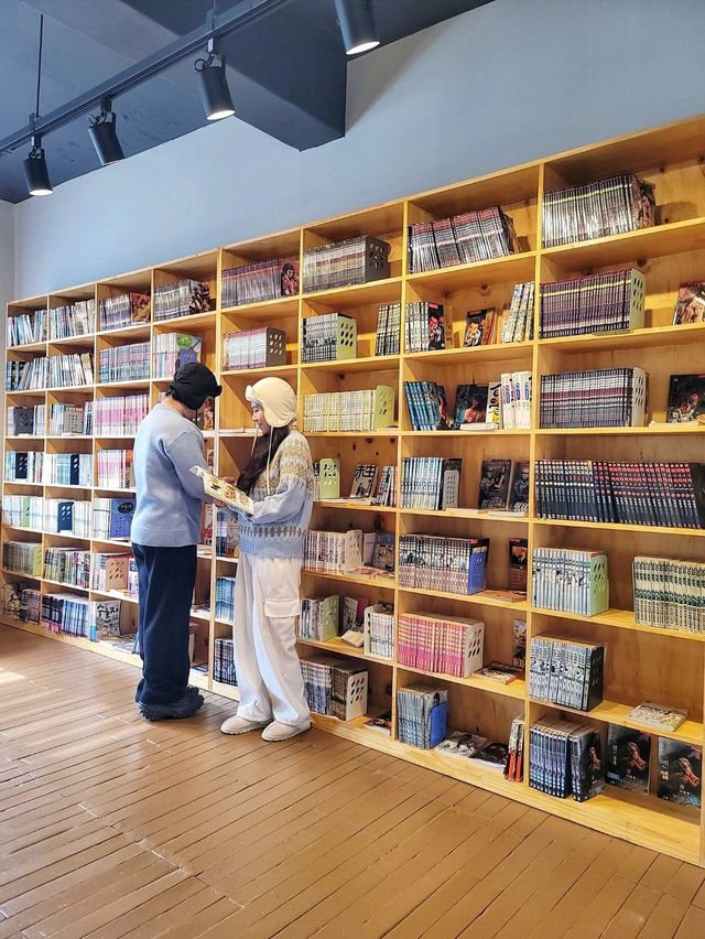 동심의 세계로 돌아간듯 폐교가 변신한 힐링카페☕️