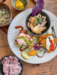 【沖縄】宜野湾市 リノベーションカフェで美味しいランチ