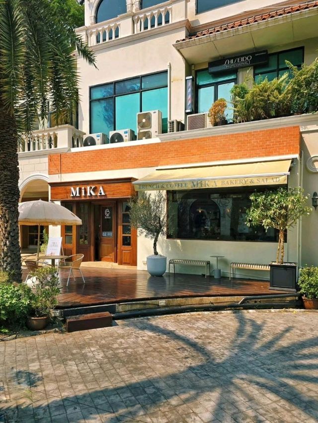 Mika Cafe