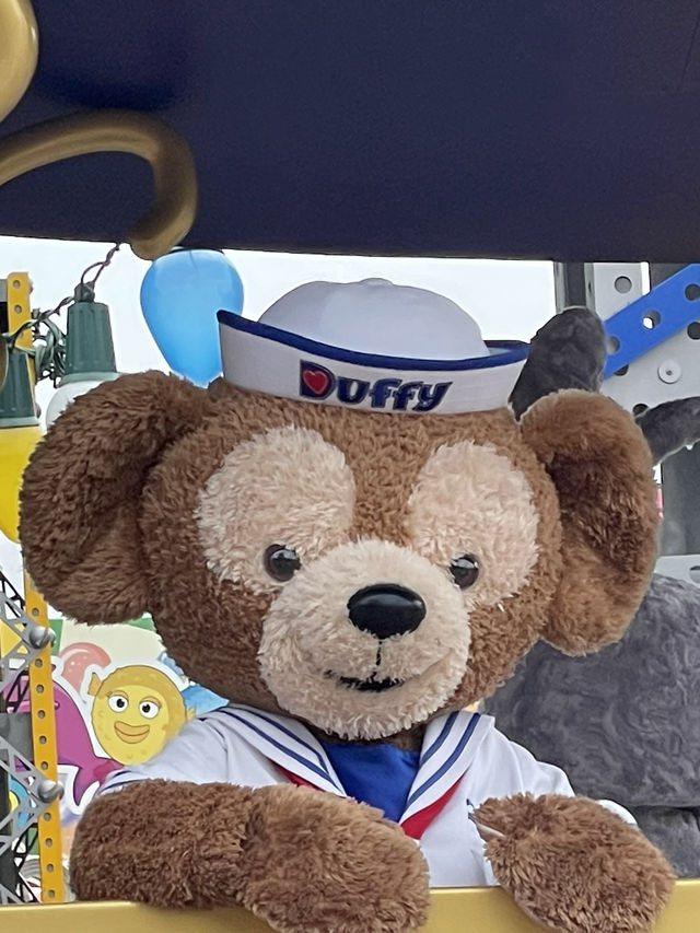 🎢🏰 **我們的夢幻迪士尼時光：上海奇幻樂園之旅** 🌟👨‍👧