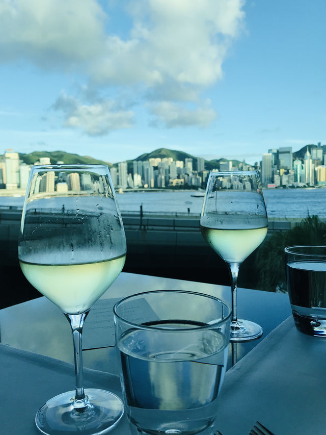 海景·香檳·早餐🥂