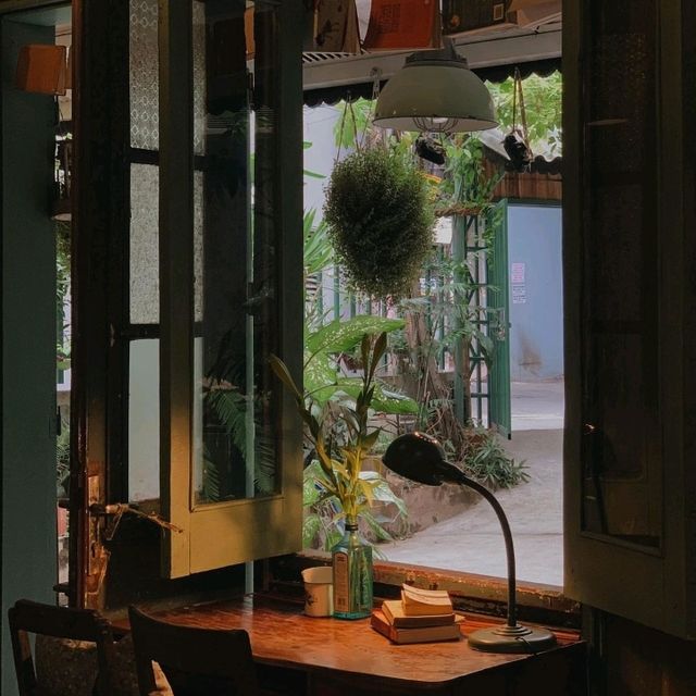 SECOND HOME CAFE