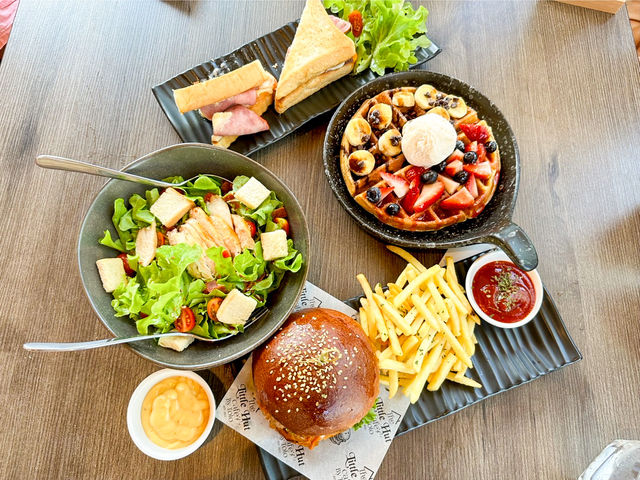 คาเฟ่บรรยากาศดี อู่ทอง สุพรรณบุรี