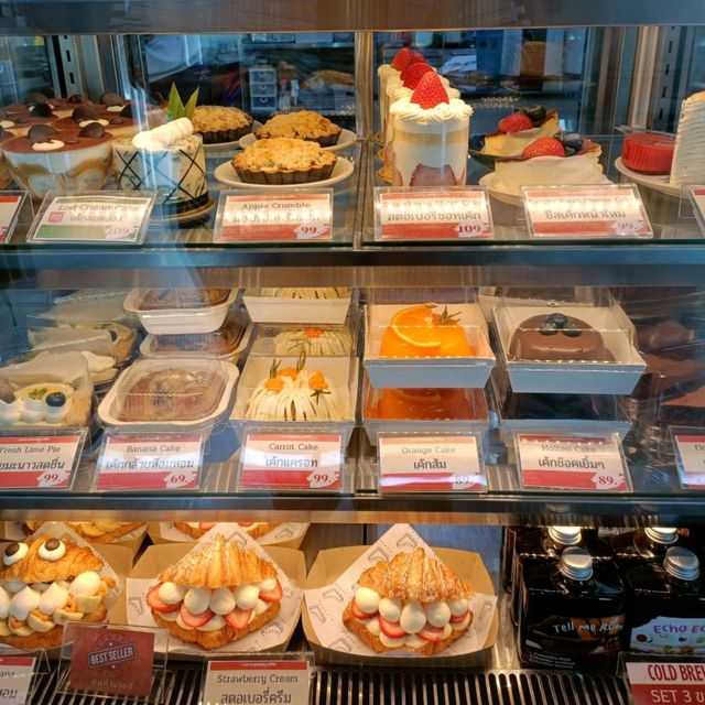 S-CURVE café at Korat 