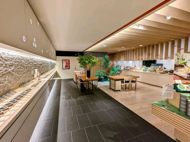 日本京都-琳琅滿目的世界茶葉專門店：Lupicia