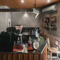 OETAMA COFFEE | COFFEE SHOP WITH TAMANSARI VIBE IN YOGYAKARTA