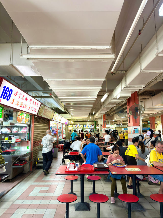 シンガポール　シンガポール観光　シンガポール最大のホーカーズChinatown Complexに行ってきたぞ！