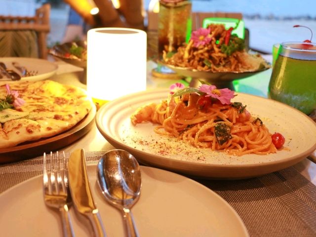 ดินเนอร์สุดหรู ณ Bambu beach club 