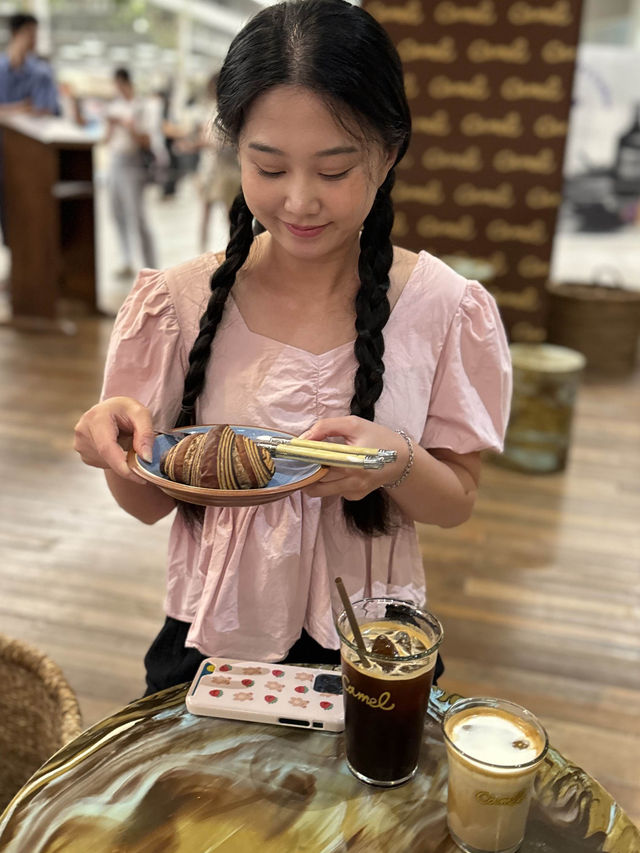 더현대백화점 커피맛집 <카멜커피>