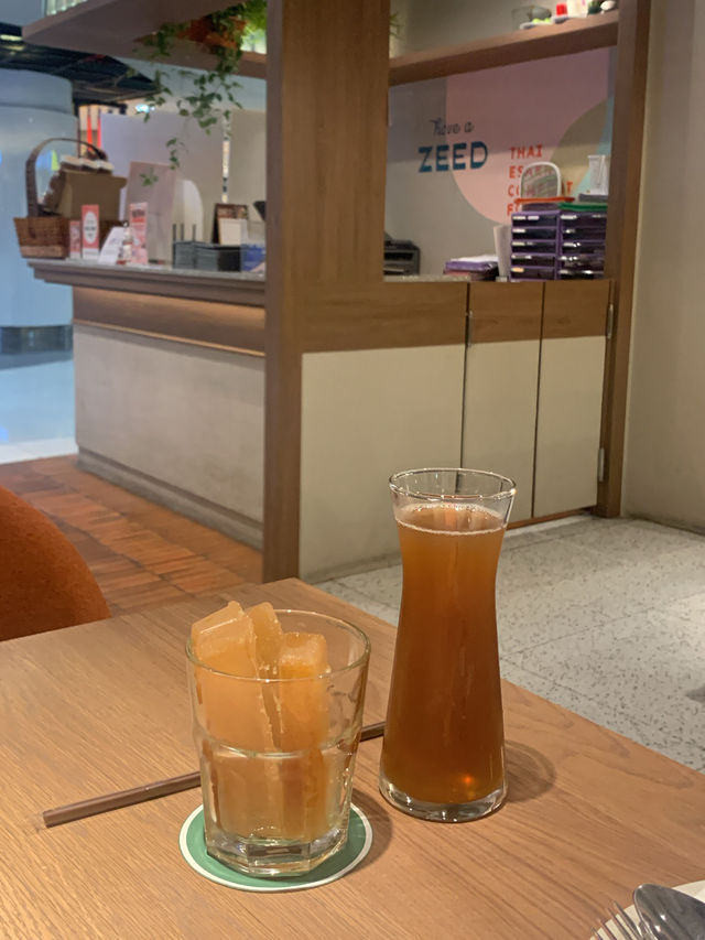 從saladeng到phromohong一路逛逛又吃吃🌈