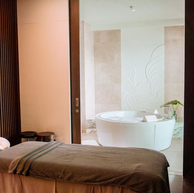 Renaissance Pattaya Resort & Spa 
