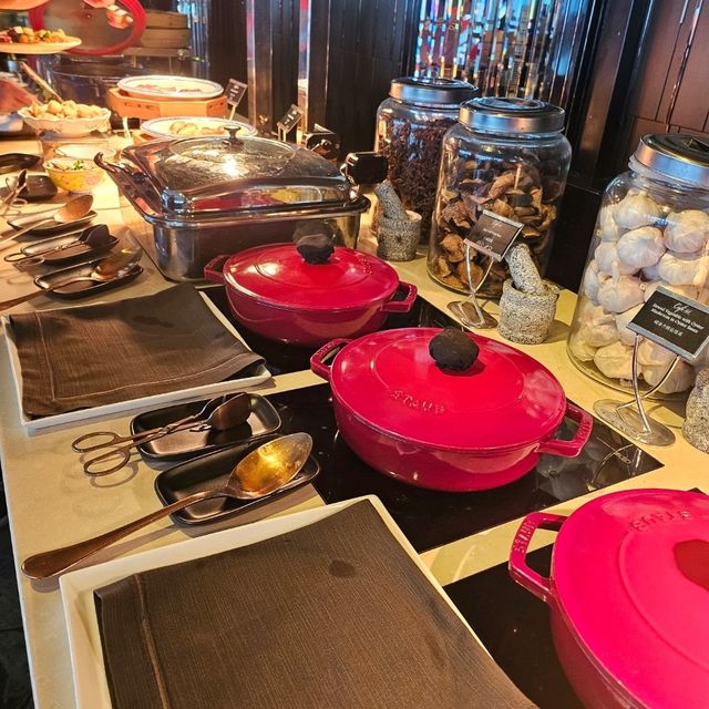 上103樓🌐賞美景🏙嘆美食🥩🥗🍣🧁🍰 上103樓🌐賞美景🏙嘆美食🥩🥗🍣🧁🍰