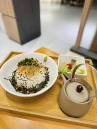 空間感超大嘅日系cafe☕️