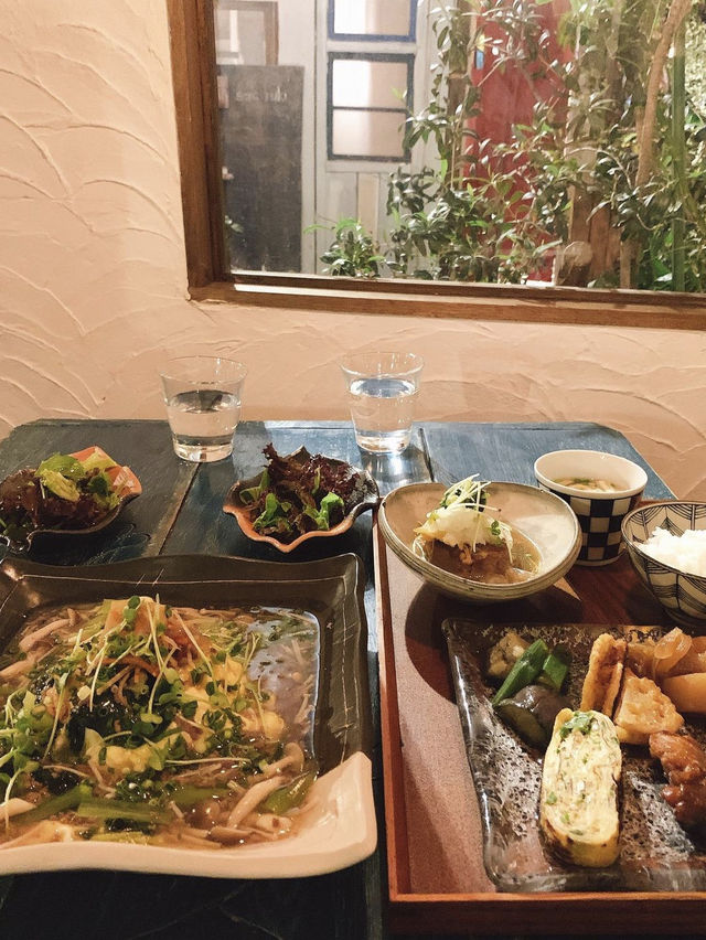 【北九州カフェ】手作りのスイーツセットがおすすめのアンティークカフェ✨️