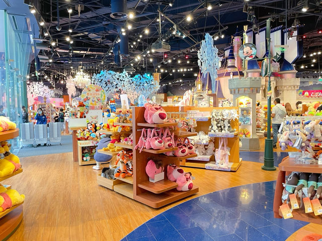  Disney Store ช็อปที่สาวกดิสนีย์ห้ามพลาด! 🏰🎆