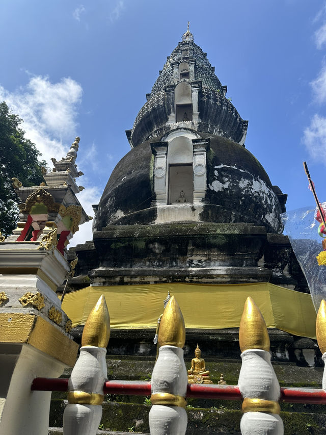 📍“วัดกู่เต้า” เจดีย์รูปทรงน้ำเต้าแบบศิลปพม่า