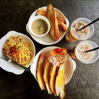 A Hidden Gem: Kopi Java Pit Stop Cafe