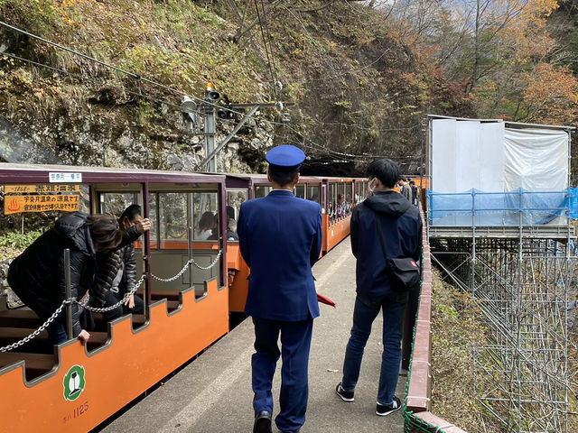 【富山】黒部峡谷鉄道トロッコ電車の旅が風情ありすぎた 【富山】黒部峡谷鉄道トロッコ電車の旅が風情ありすぎた