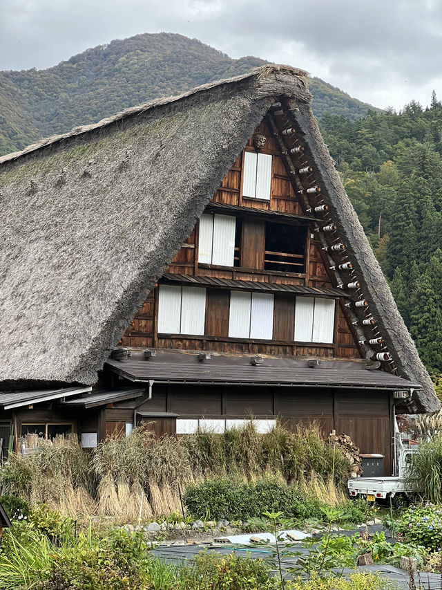 秋高氣爽的白川鄉