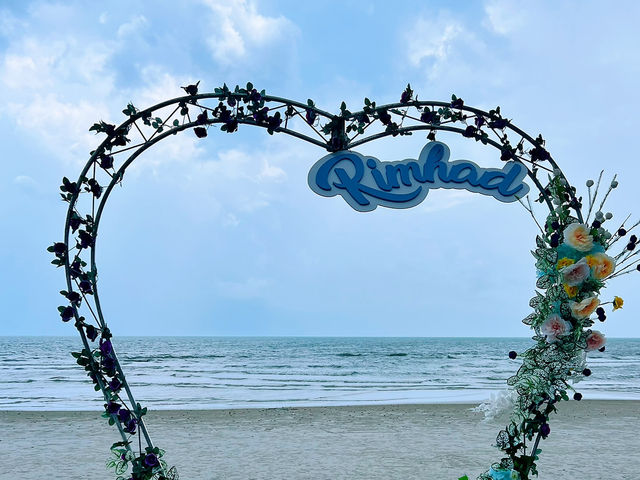 หาดบานชื่น