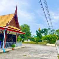 กุฏิไม้โบราณ วัดพานทอง