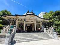 พามาศาลเจ้าหัวสิงโต กลางเมืองโอซาก้า
