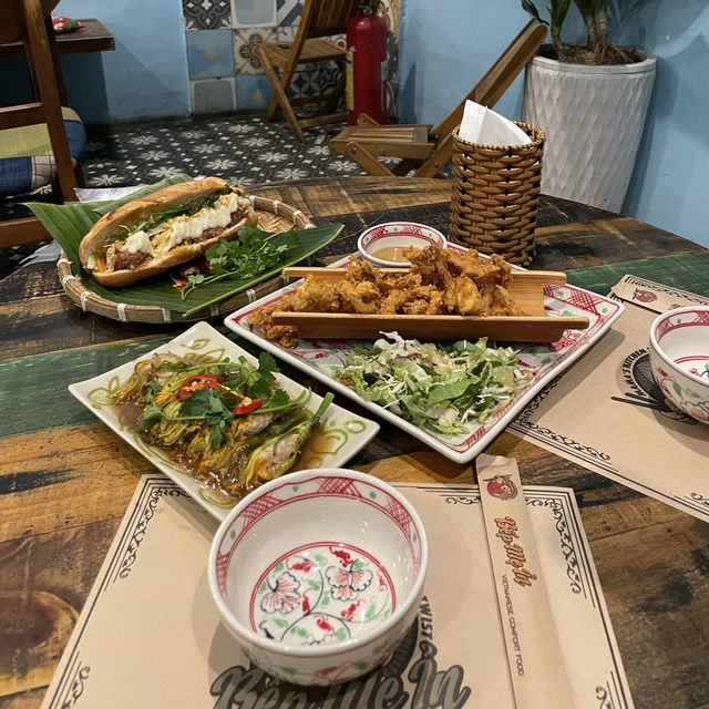 Flavors of Tradition and Innovation at Bếp Mẹ Ỉn – A Culinary Gem in Saigon