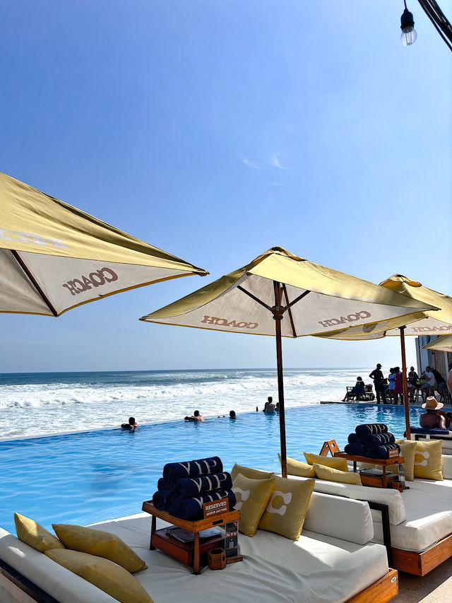 Finns Beach Club: A Must-Visit Beachfront Paradise
