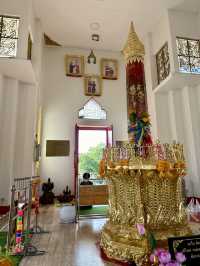 ชมเทียนเมืองอุบลฯ แวะไหว้ศาลหลักเมือง🛕🎗️