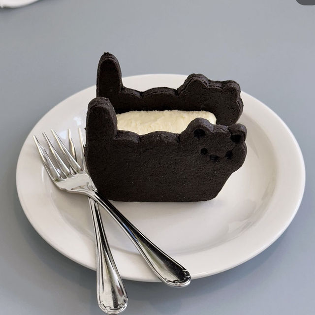 【韓国】最近ホットなカフェプレイスのムンレドンにあるカフェ🐱