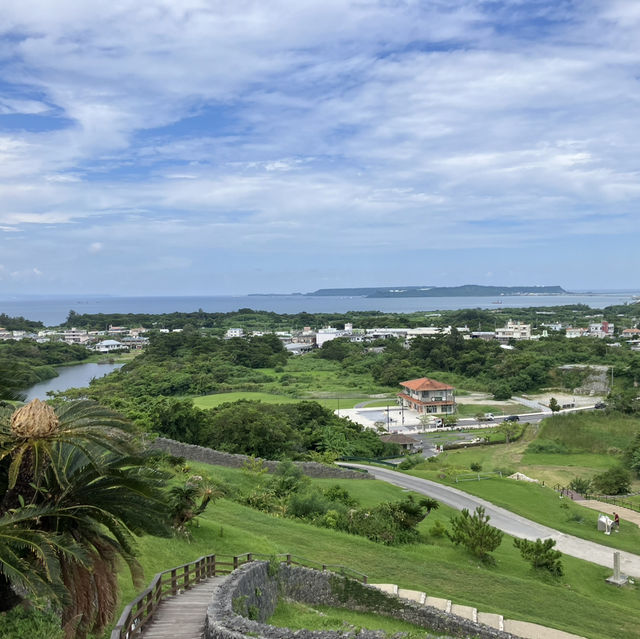 【沖縄本島・中部】阿麻和利の居城「勝連城跡」 【沖縄本島・中部】阿麻和利の居城「勝連城跡」