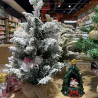 Holiday Magic Unwrapped at The Green Party