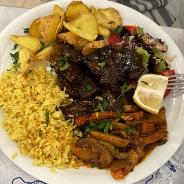 外観が可愛すぎる💙ブルーのレストラン🍽️