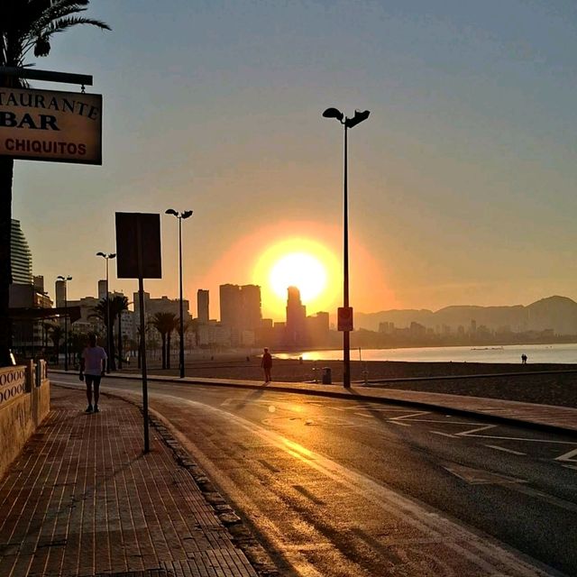 這是一個真正的旅遊最好的海灘。