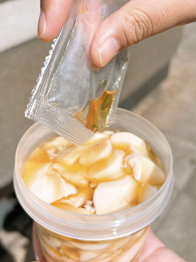 🎏Jollibean出川貝枇杷膏豆腐花🤢聽見都難接受